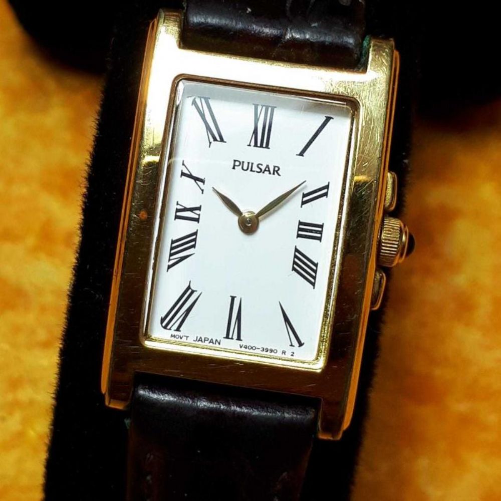 Pulsar 2024 v400 watch